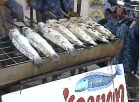 Sight and smells on the Baan Don Wai market