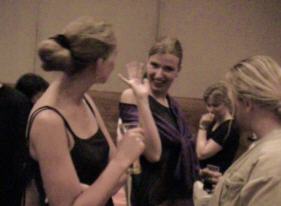 Bertien Renting is taking a short leave to do some last minute shopping ...