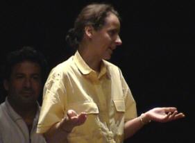 Iris de Marez Oyens delivering a thank-you speech to Rien.