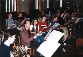 Naar de fotograaf kijken is leuker.