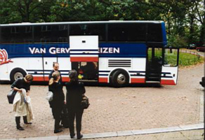 De firma Van Gerv  Izen verzorgde zoals altijd het vervoer.